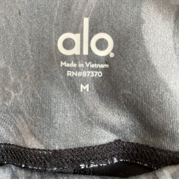Alo yoga leggings - Picture 3 of 3